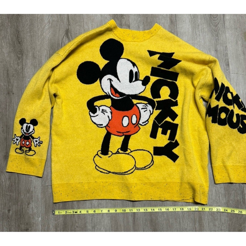 Disney Mickey Mouse Sweater Womens 1X Yellow Graphic Knit Oversized Pullover